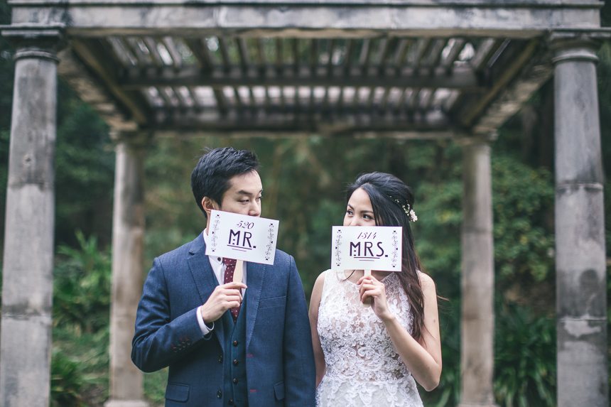 crystal and ming at victoria peak for their pre wedding